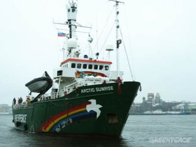 Ледокол Гринпис (greenpeace.org)